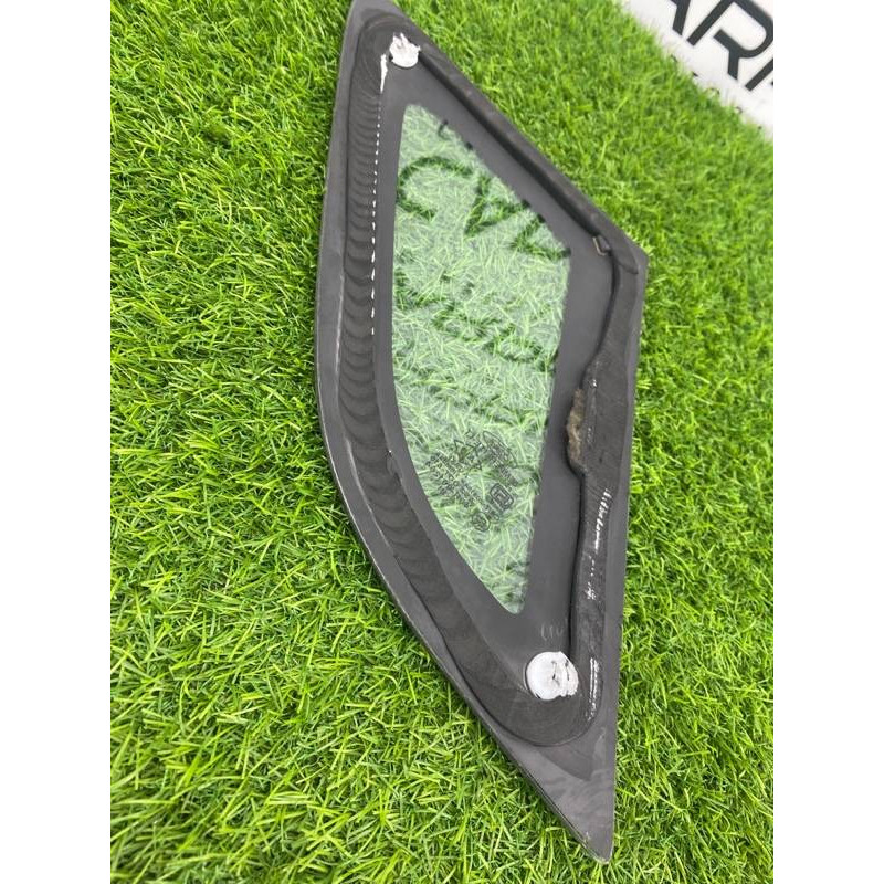 Форточка кузова (стекла и зеркала) Ford Ecosport B515 2018 1.0L DN1Z-5829711-A