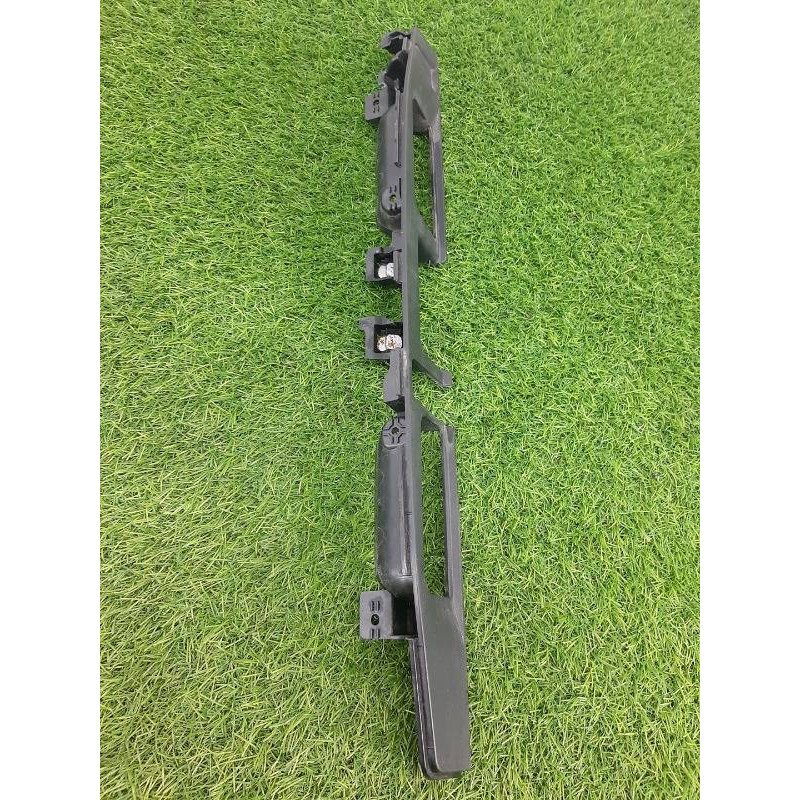 Накладка крышки багажника (кузов и элементы) Subaru OUTBACK B15 91111al00a