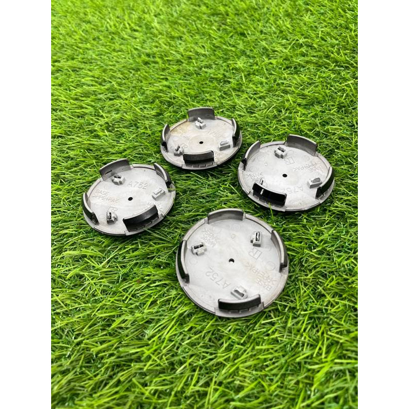 Колпачок колеса декоративный (аксессуары) Mitsubishi Outlander GM4W 2022 2.50 4252A020