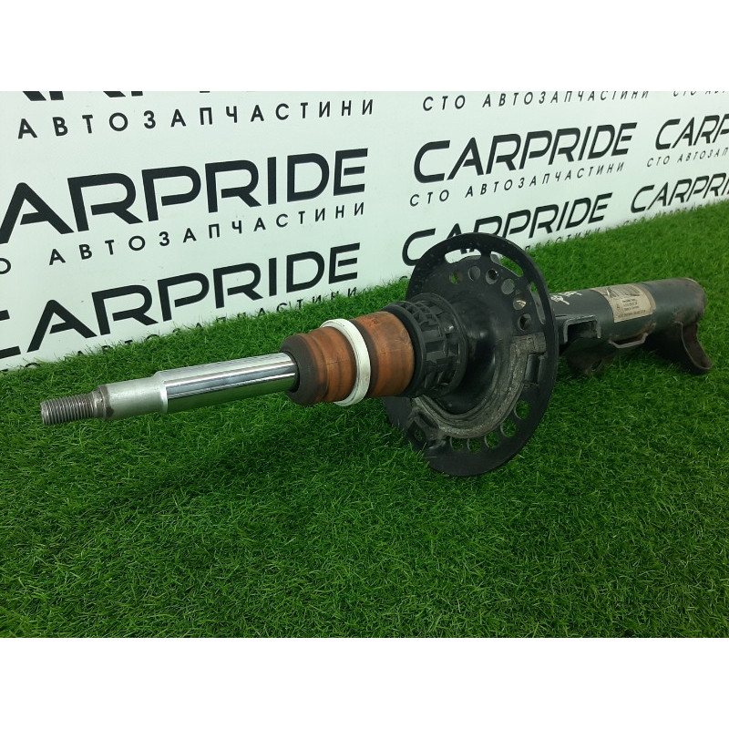 Амортизатор (подвеска) Mercedes-Benz E-class w212 2013 2.2 CDI a2123208738