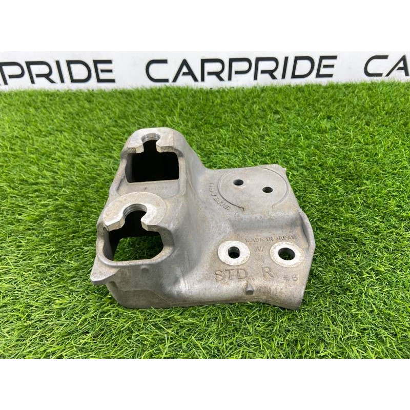 Кронштейн подушки двигателя (кронштейны двигателя) Subaru Outback BS 2016 2.5