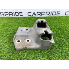 Кронштейн подушки двигателя