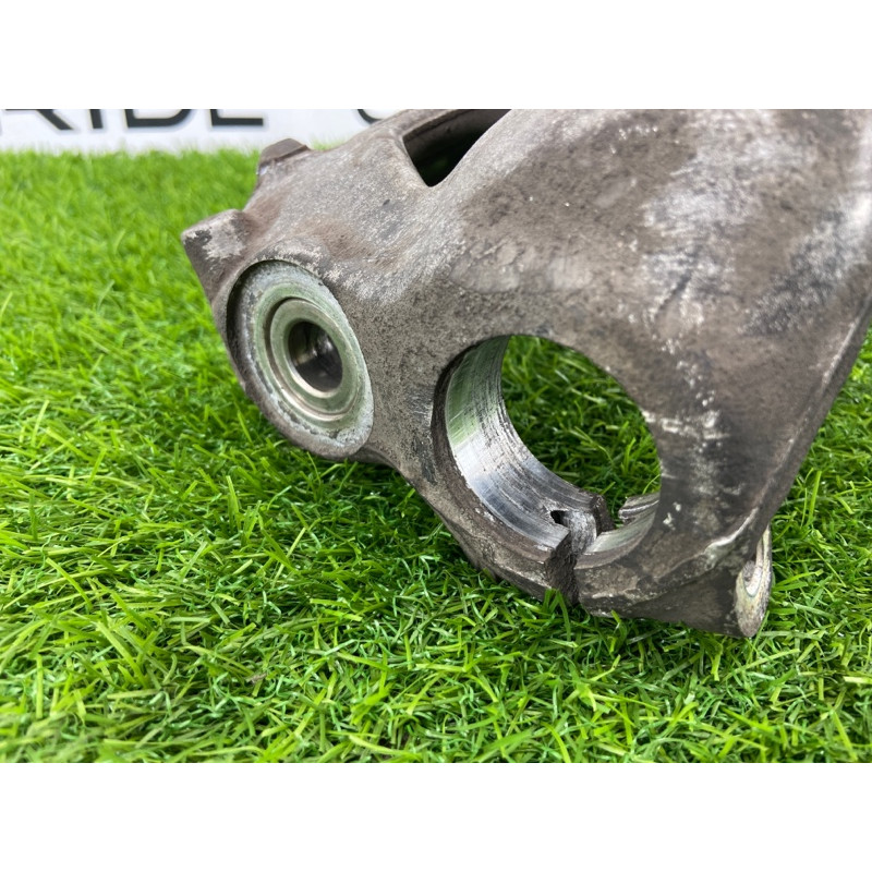 Поворотный кулак (подвеска) AUDI A6 C7 2011 2.0 tdi 4G0407254A