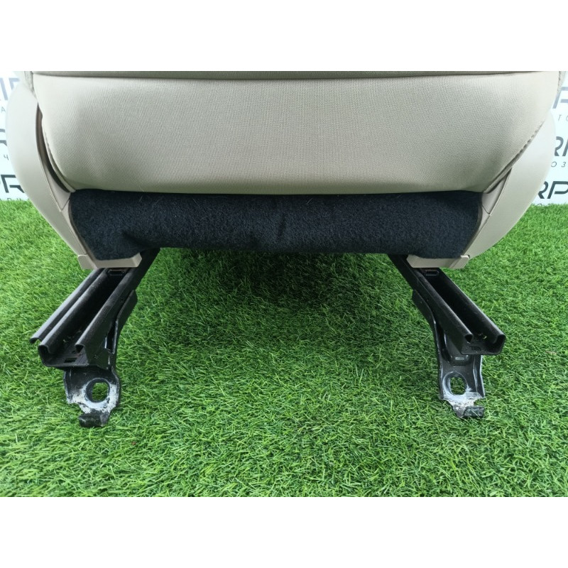 Сиденье (салон) Subaru Legacy BN 2016 2.5 64139AL00BVH