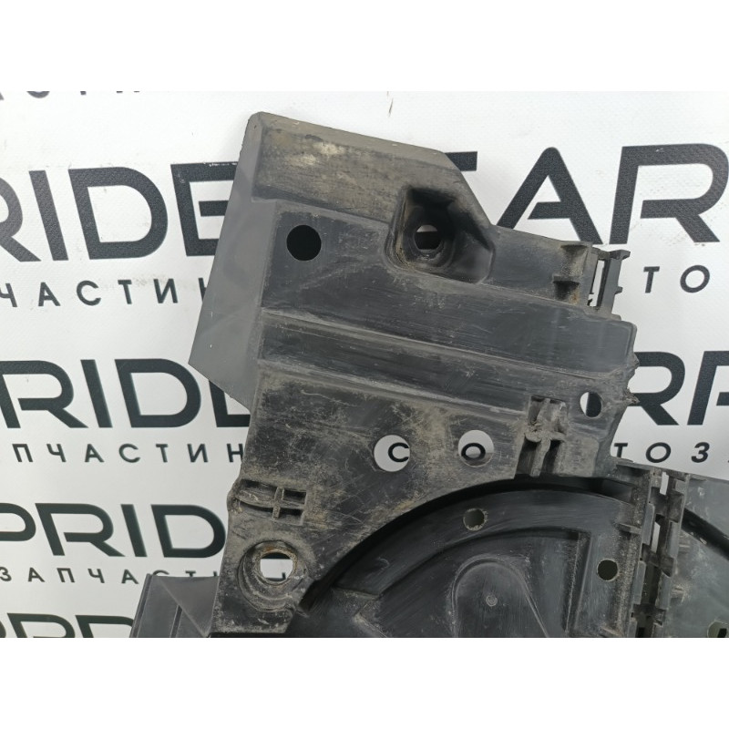 Захист паливного бака (кузов і елементи) Subaru Forester SJ 42045sg060