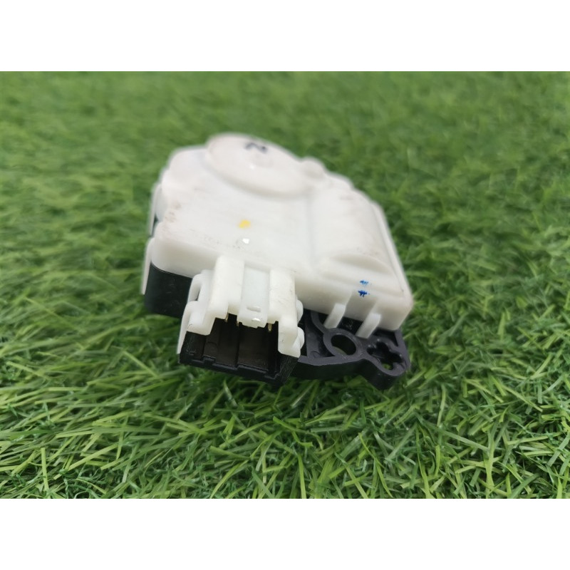 Привод заслонки отопителя (отопление и кондиционирование) Ford Ecosport B515 2018 1.0L av1119e616ha