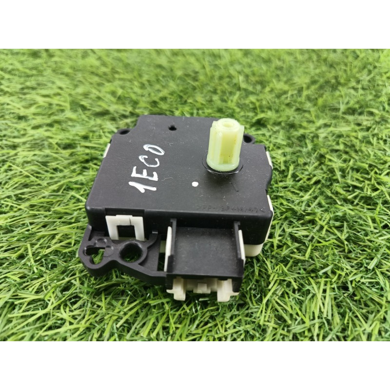 Привод заслонки отопителя (отопление и кондиционирование) Ford Ecosport B515 2018 1.0L av1119e616ha