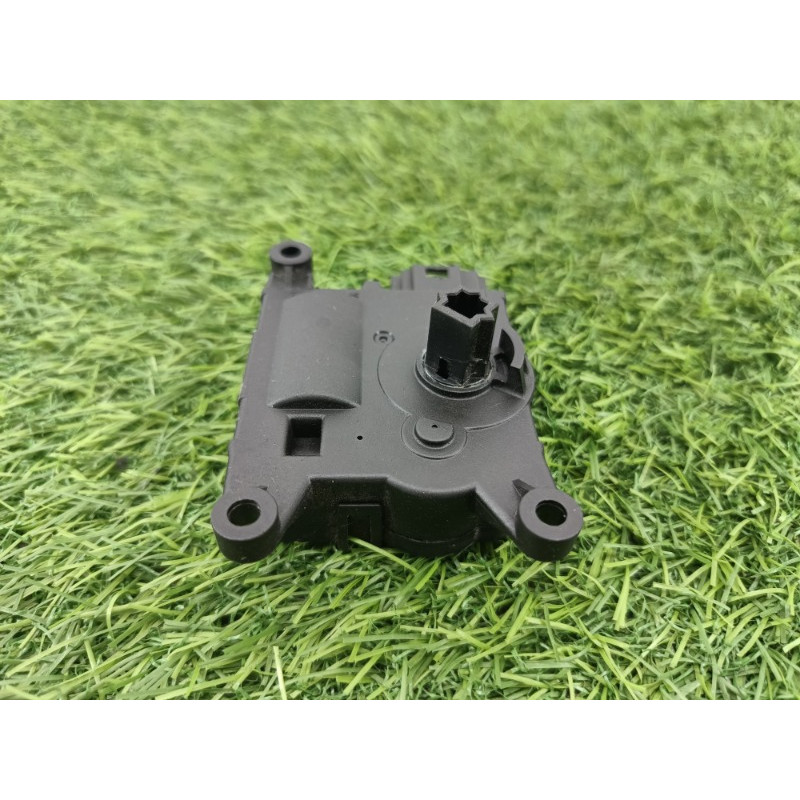 Привод заслонки отопителя (отопление и кондиционирование) Subaru Forester SJ t1017826p