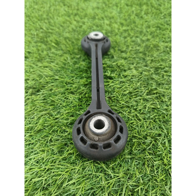 Стойка стабилизатора (подвеска) AUDI A6 C7 2011 2.0 tdi 8K0411317D