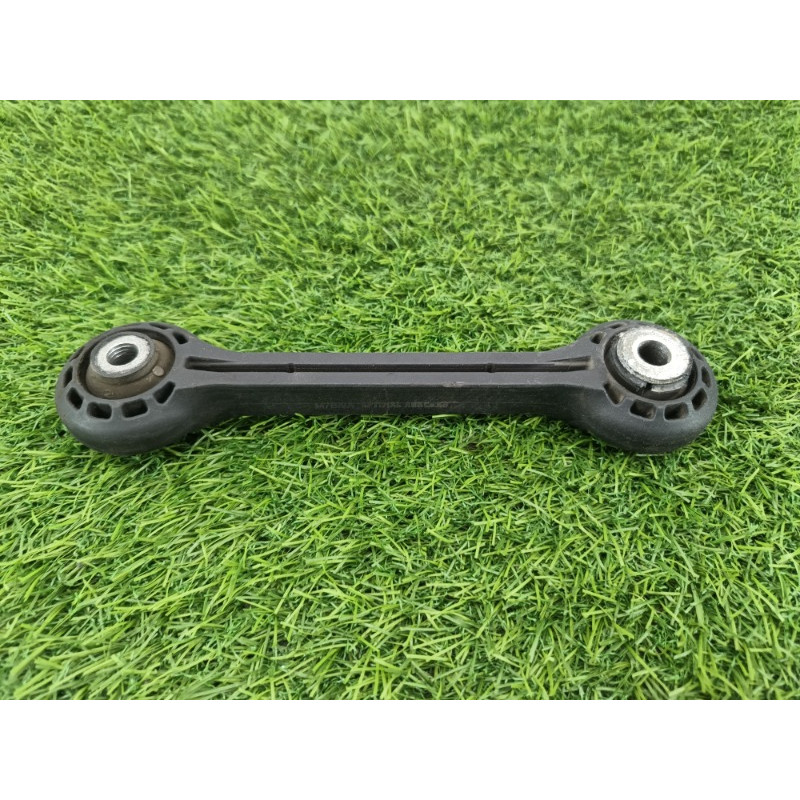 Стойка стабилизатора (подвеска) AUDI A6 C7 2011 2.0 tdi 8K0411317D