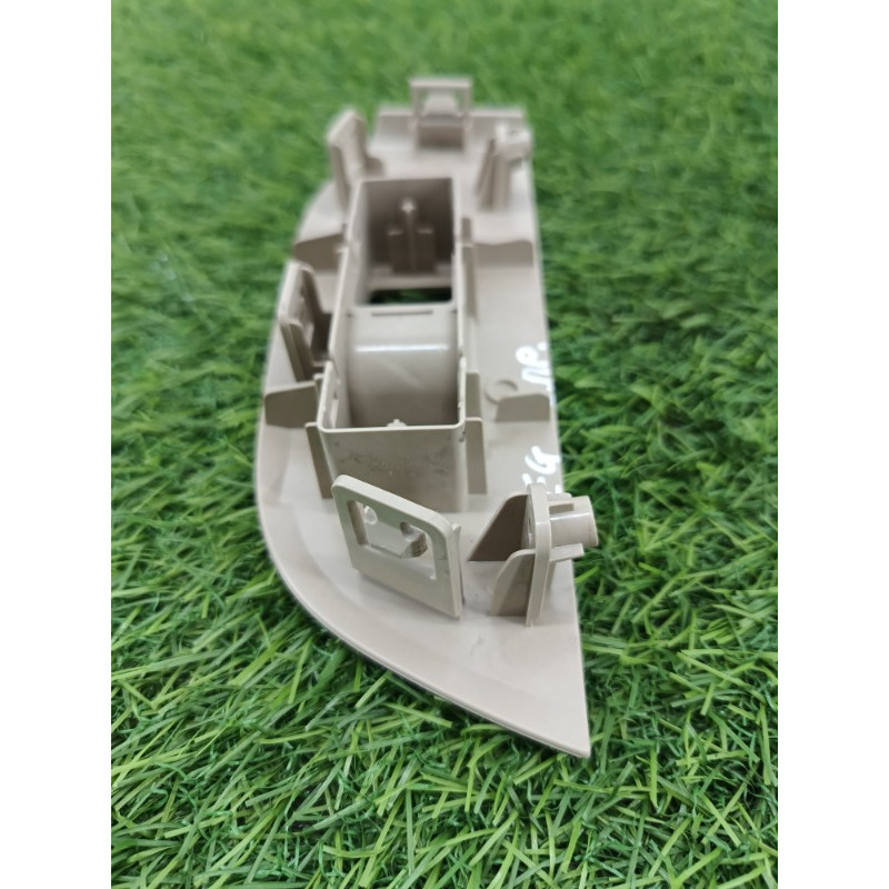 Накладка кнопок стеклоподъемника (салон) Subaru Legacy BN 2016 2.5 94263al04a