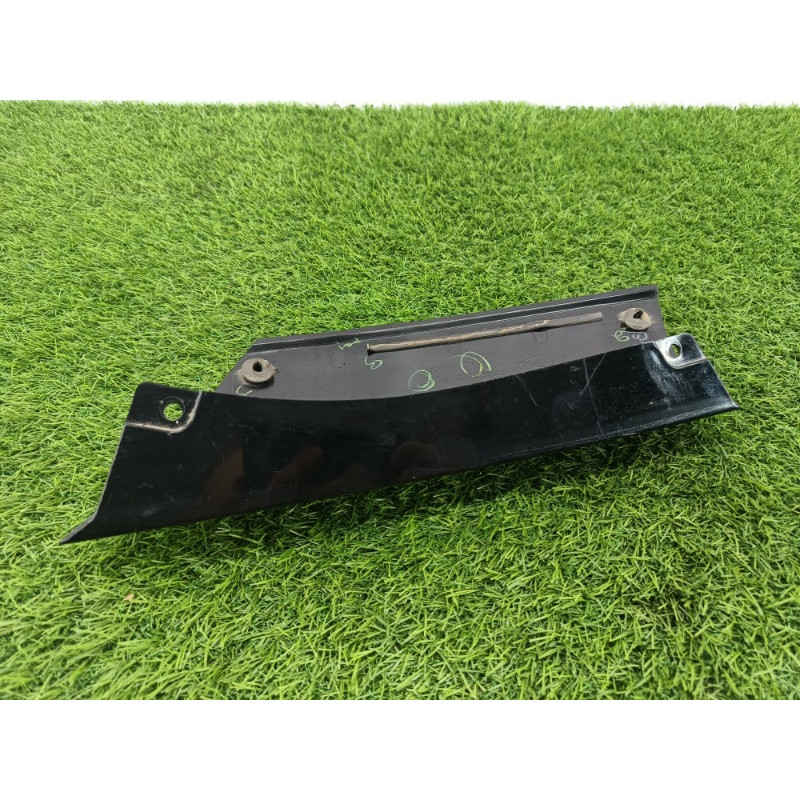 Молдинг стойки внешний (наружные элементы кузова) Ford Ecosport B515 2018 1.0L GN1Z7429164AA