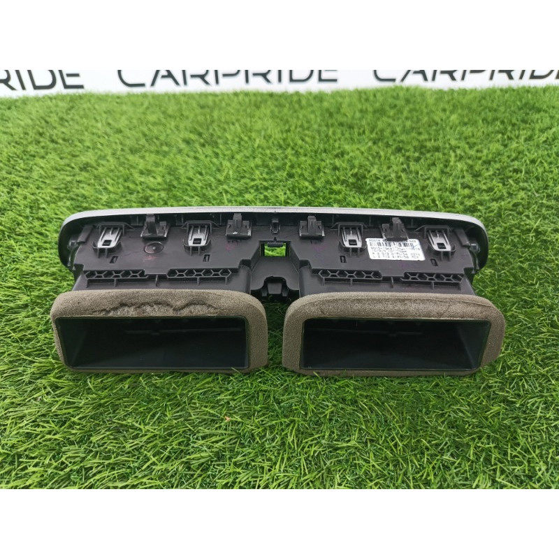 Воздуховод центральный (салон) Ford Ecosport B515 2018 1.0L gn1519k617bcw
