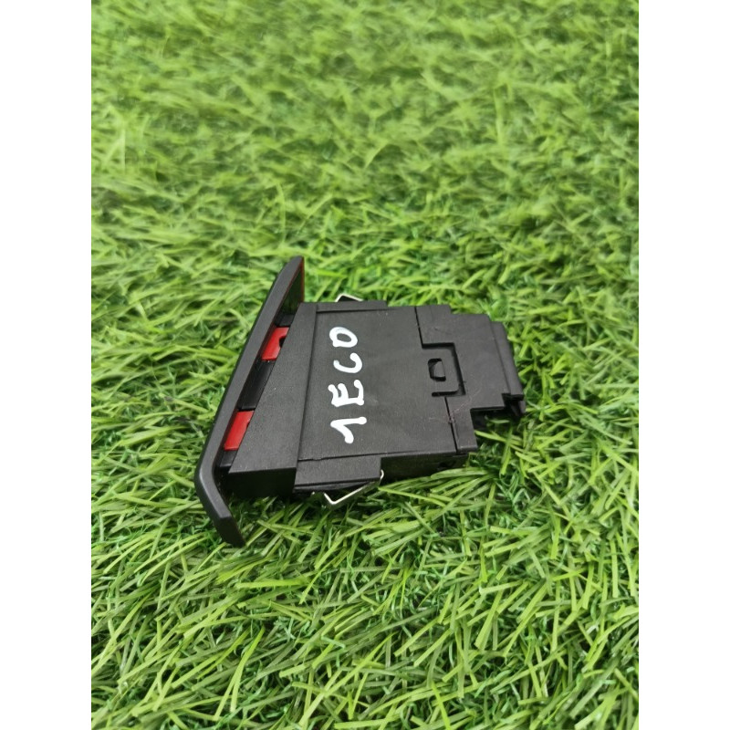 Кнопка аварийной сигнализации (электрика / кнопки) Ford Ecosport B515 2018 1.0L dg9t13a350adw