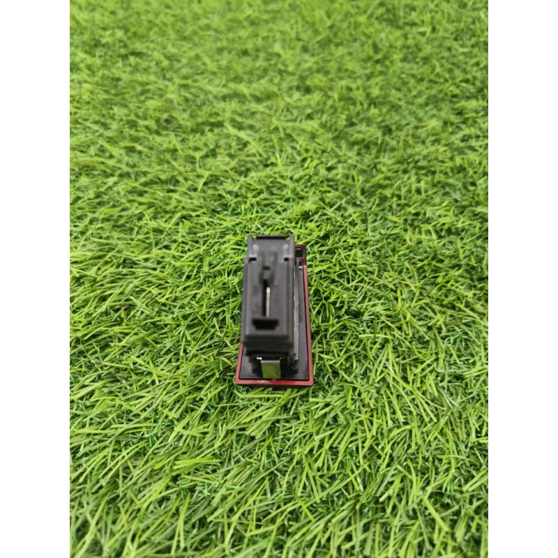 Кнопка аварийной сигнализации (электрика / кнопки) Ford Ecosport B515 2018 1.0L dg9t13a350adw