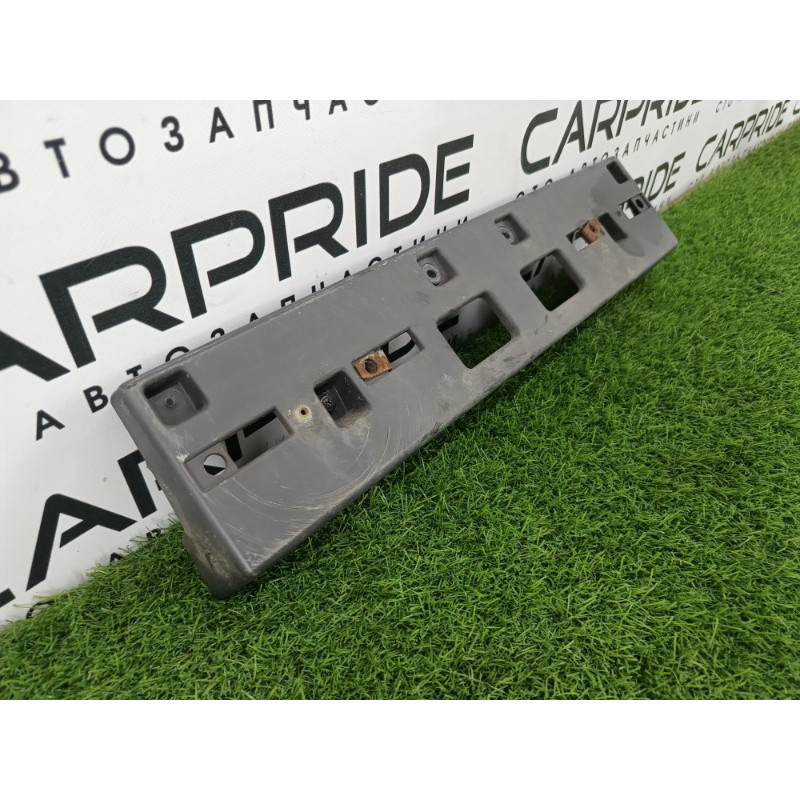 Площадка номерного знака (кузов и элементы) Chevrolet Captiva C140 2011 2.2 D (z22d1) 95471638