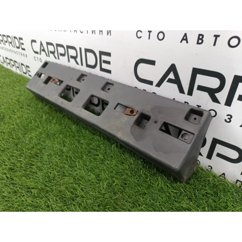 Площадка номерного знака (кузов и элементы) Chevrolet Captiva C140 2011 2.2 D (z22d1) 95471638