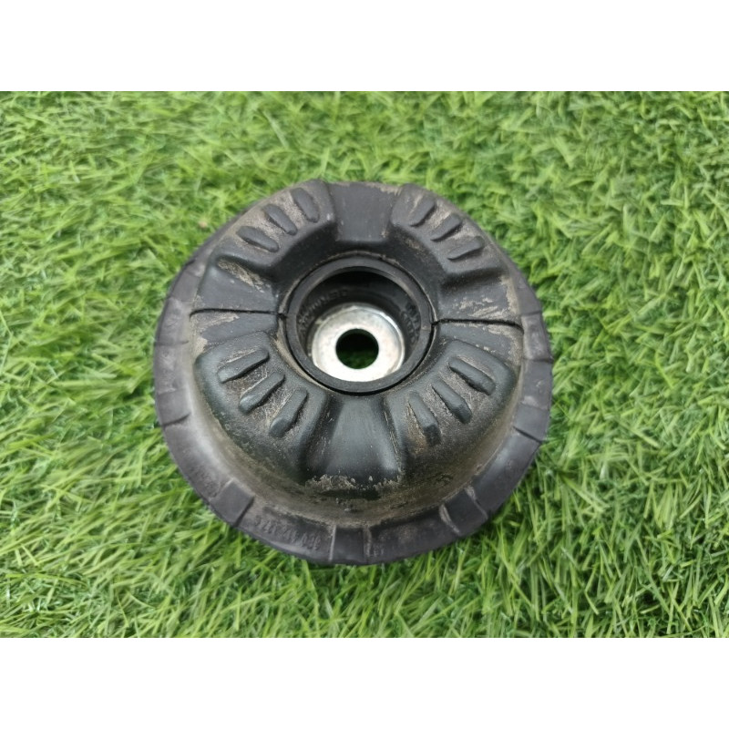 Опора стойки (подвеска) AUDI A6 C7 2011 2.0 tdi 8e0412377c