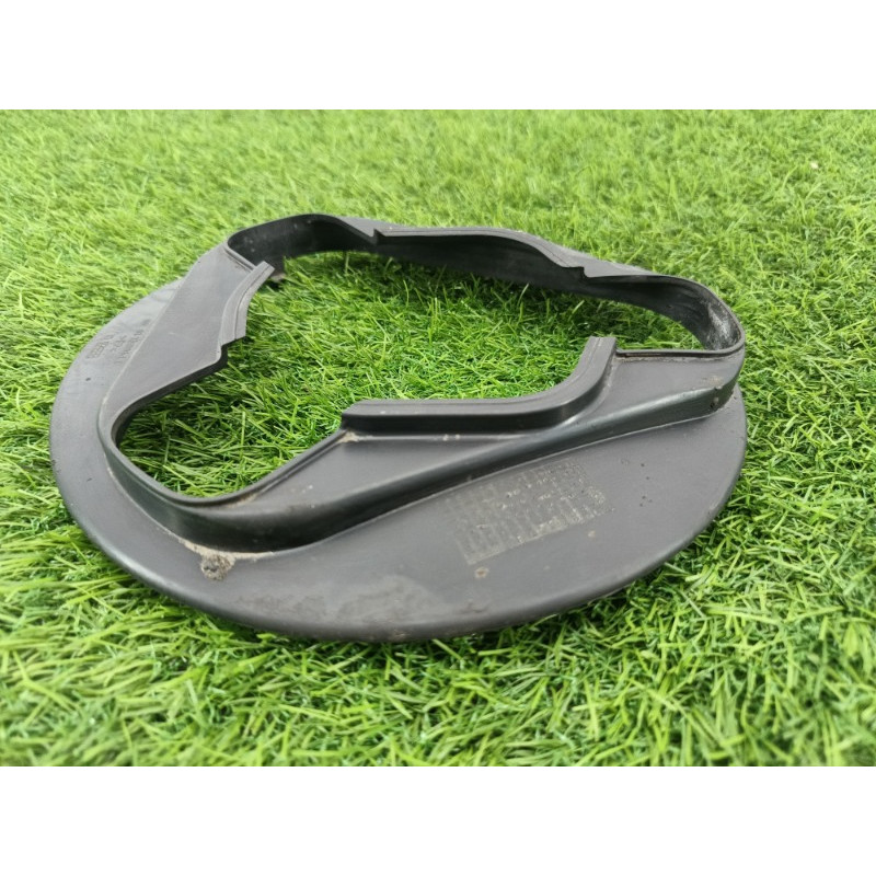 Пыльник (кузов и элементы) Mercedes-Benz E-class w212 2013 2.2 CDI a2123270286