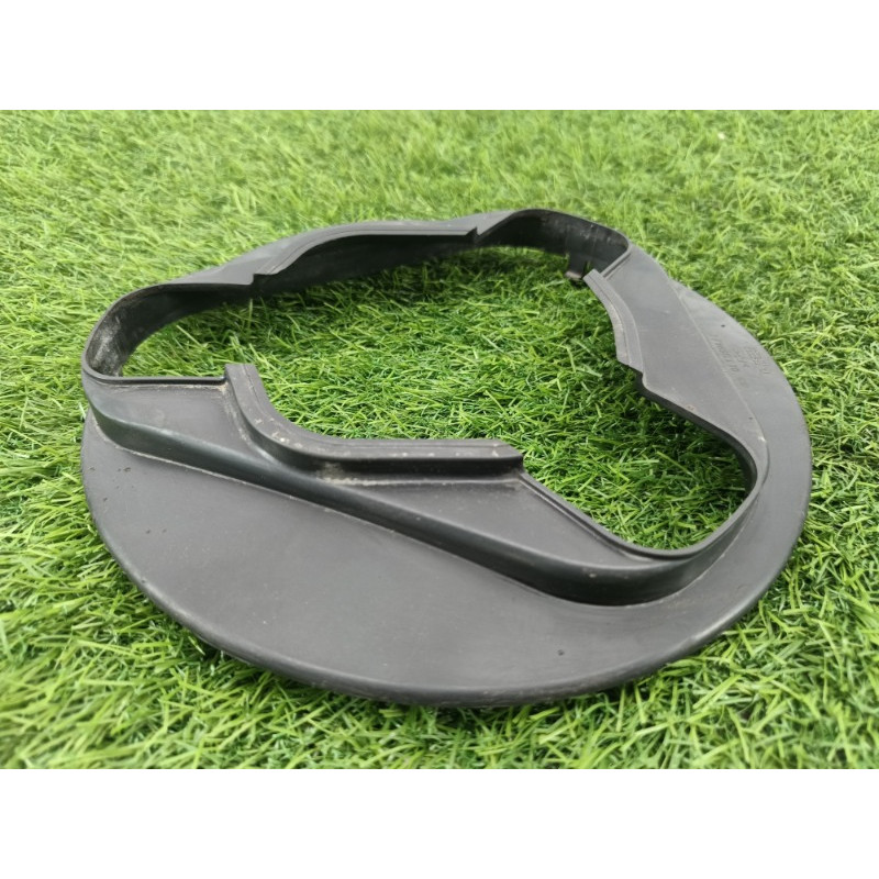 Пыльник (кузов и элементы) Mercedes-Benz E-class w212 2013 2.2 CDI a2123270286