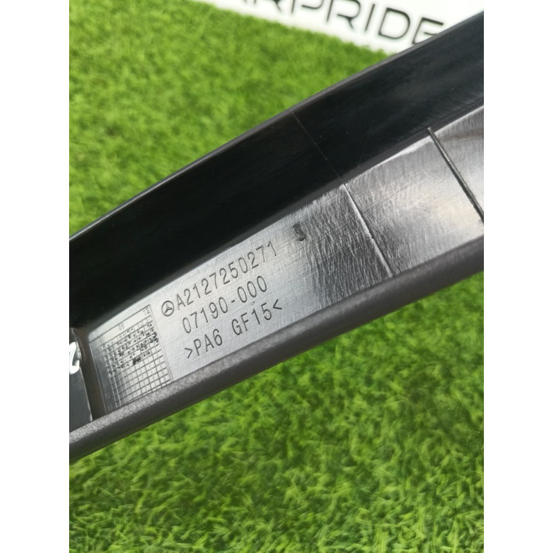 Накладка двери внутренняя (салон) Mercedes-Benz E-class w212 2013 2.2 CDI a2127250271
