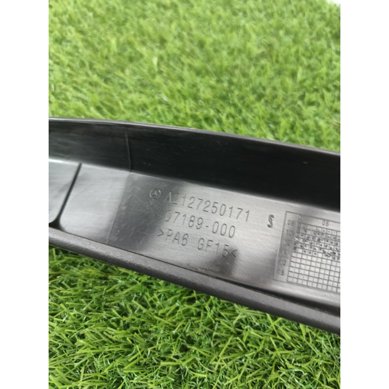 Накладка двери внутренняя (салон) Mercedes-Benz E-class w212 2013 2.2 CDI a2127250171