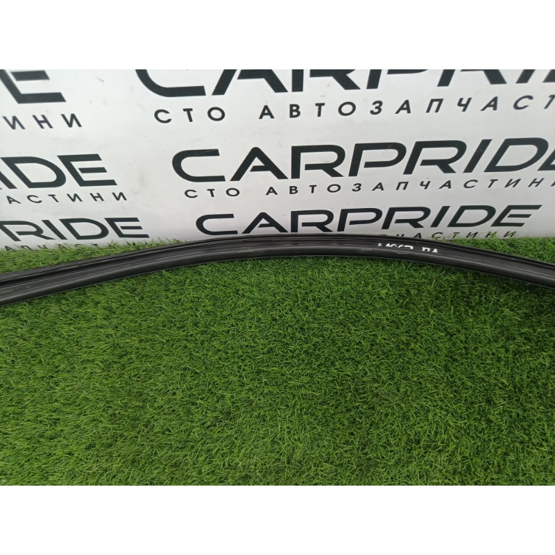 Ущільнювач скла дверей (кузов і елементи) AUDI A6 C7 2011 2.0 tdi 4g0837439