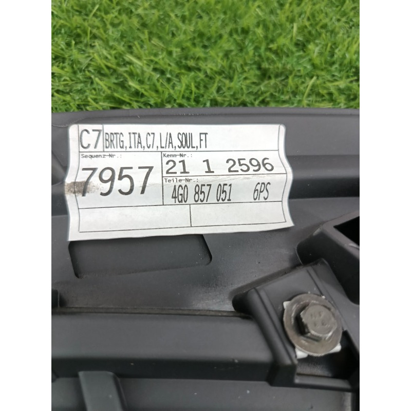 Накладка торпеды (салон) AUDI A6 C7 2011 2.0 tdi 4g0857051