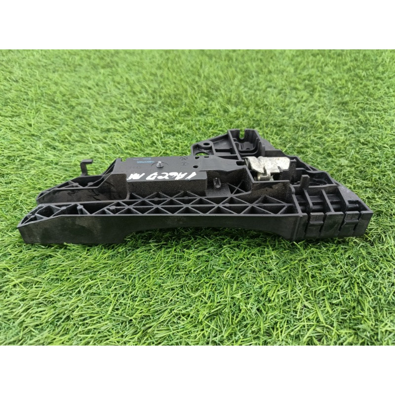 Кронштейн ручки двери (кузов и элементы) AUDI A6 C7 2011 2.0 tdi 4H0837885