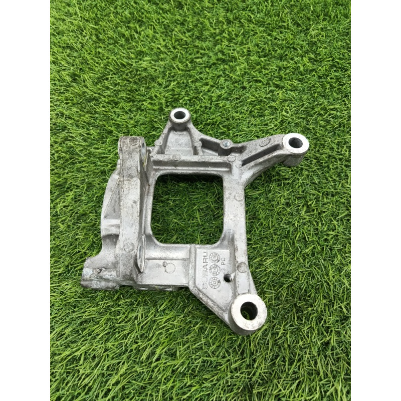 Кронштейн двигателя (кронштейны двигателя) Subaru Legacy BN 2016 2.5