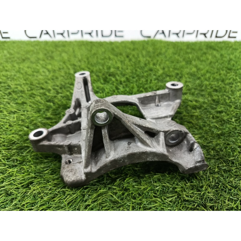 Кронштейн двигателя (кронштейны двигателя) Subaru Legacy BN 2016 2.5