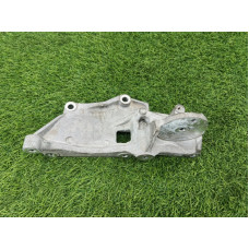 Кронштейн двигателя