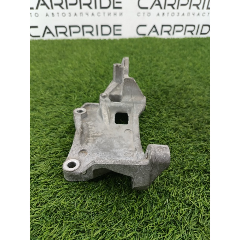 Кронштейн двигателя (кронштейны двигателя) Subaru Legacy BN 2016 2.5