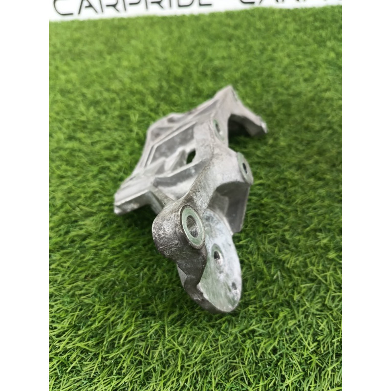 Кронштейн двигателя (кронштейны двигателя) Subaru Legacy BN 2016 2.5