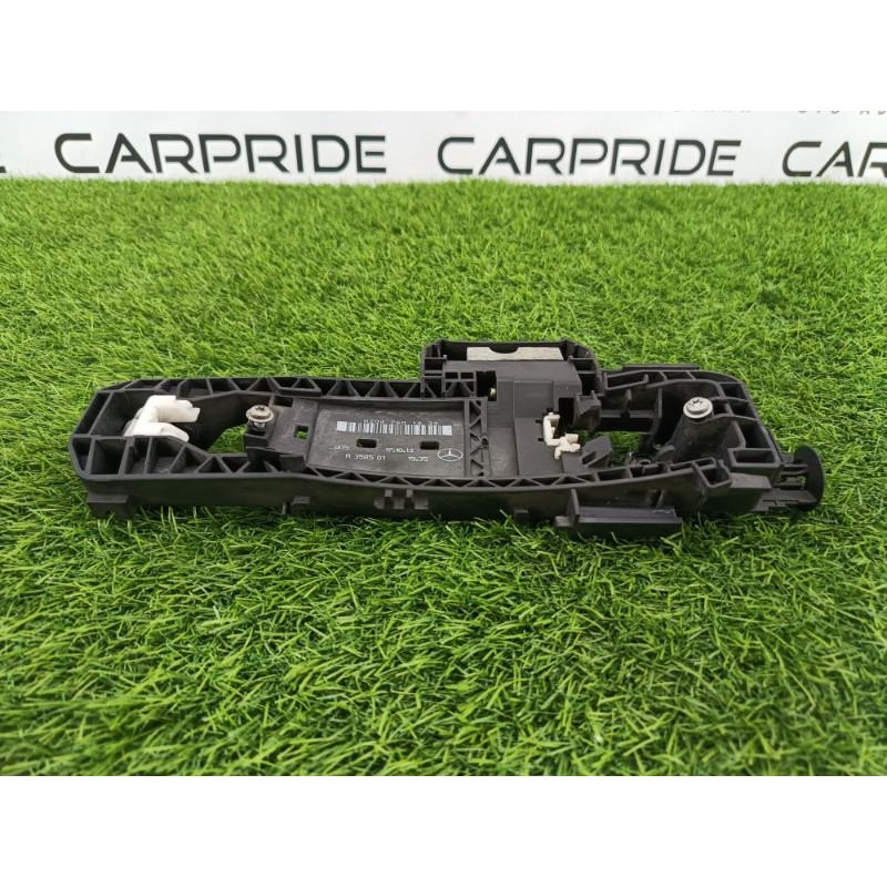 Кронштейн ручки двери (кузов и элементы) Mercedes-Benz E-class w212 2013 2.2 CDI a2047601634