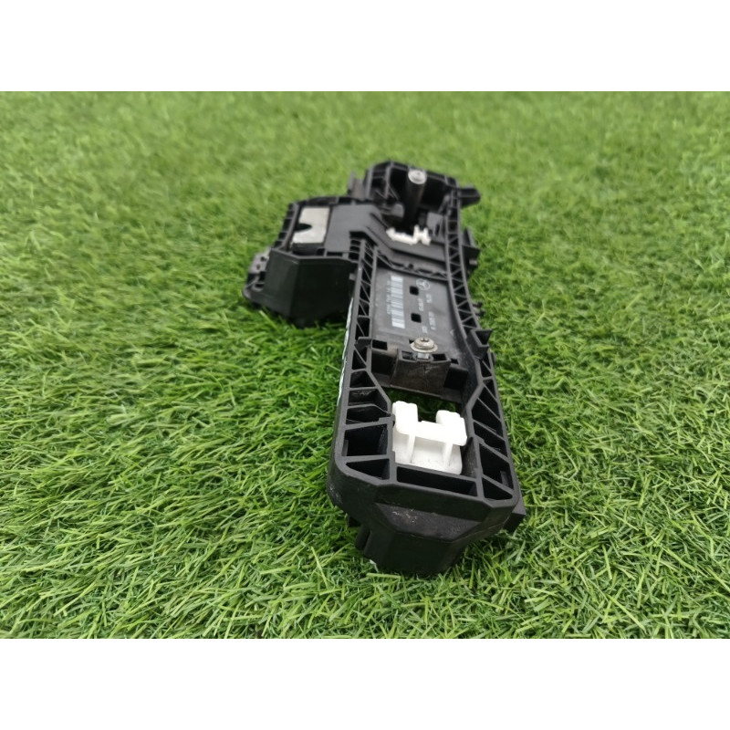 Кронштейн ручки двери (кузов и элементы) Mercedes-Benz E-class w212 2013 2.2 CDI a2047601634