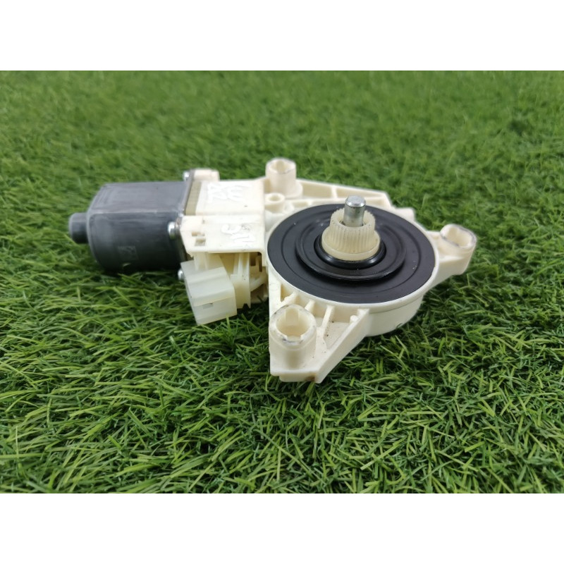 Мотор стеклоподъемника (электрика) Mercedes-Benz E-class w212 2013 2.2 CDI a2048200642