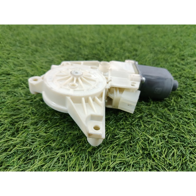 Мотор стеклоподъемника (электрика) Mercedes-Benz E-class w212 2013 2.2 CDI a2048200642