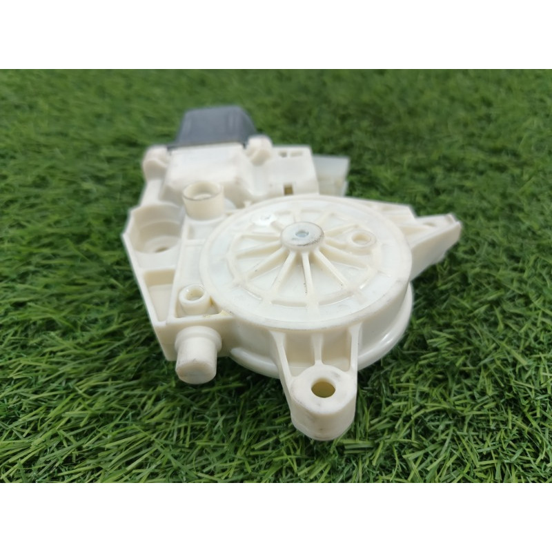 Мотор стеклоподъемника (электрика) Mercedes-Benz E-class w212 2013 2.2 CDI a2048200642