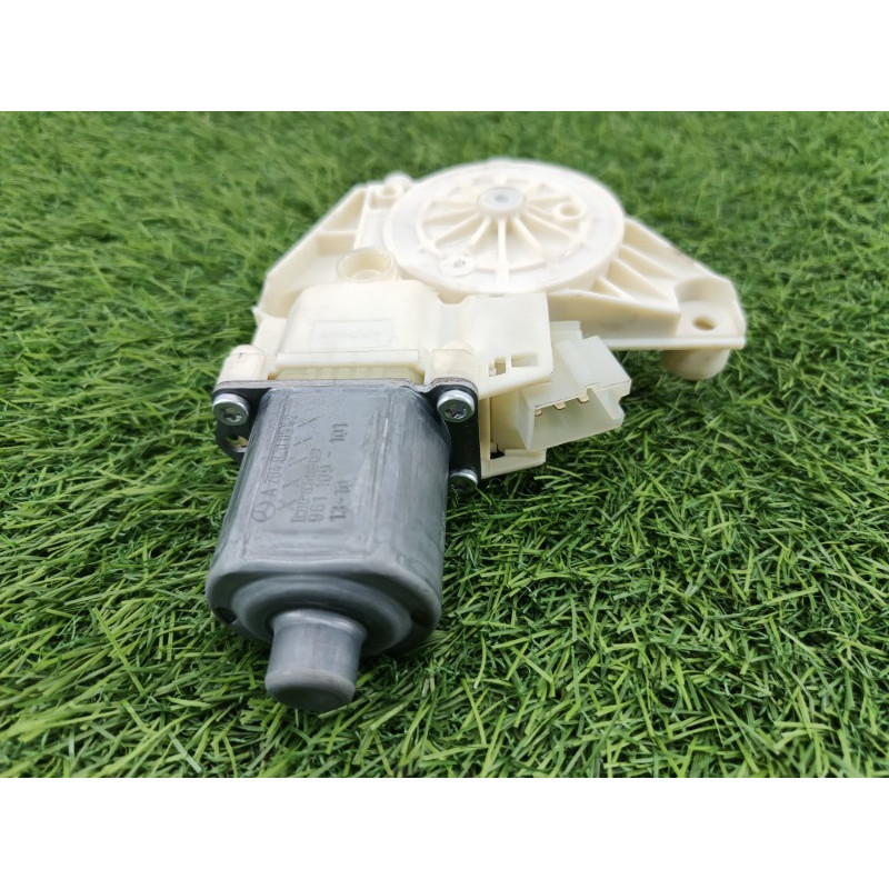 Мотор стеклоподъемника (электрика) Mercedes-Benz E-class w212 2013 2.2 CDI a2048200542