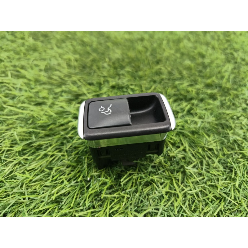 Кнопка открывания крышки багажника (электрика / кнопки) Mercedes-Benz E-class w212 2013 2.2 CDI a2129059200