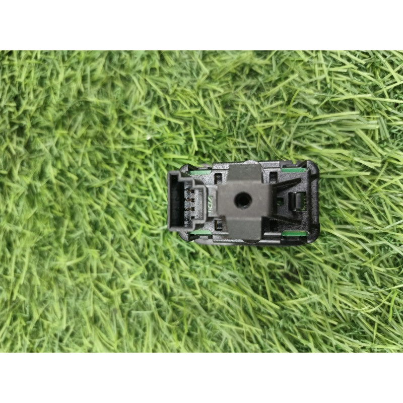 Кнопка открывания крышки багажника (электрика / кнопки) Mercedes-Benz E-class w212 2013 2.2 CDI a2129059200