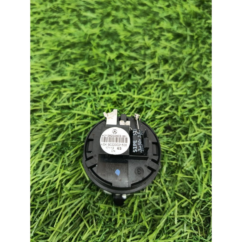 Динамик (электрика) Mercedes-Benz E-class w212 2013 2.2 CDI a2128202402