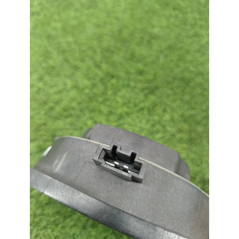 Динамик (электрика) Mercedes-Benz E-class w212 2013 2.2 CDI