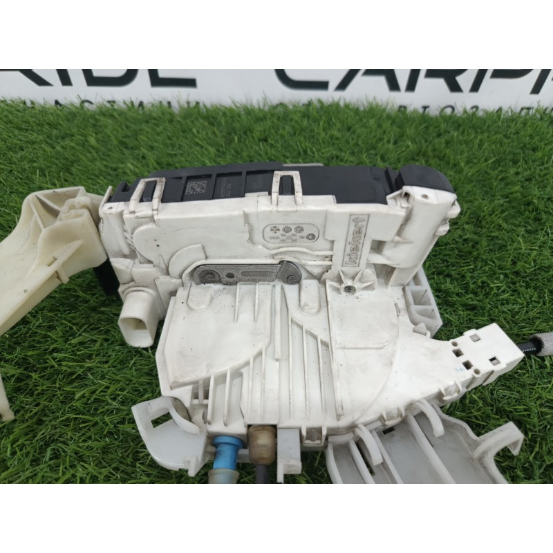 Замок двери (кузов и элементы) Mercedes-Benz E-class w212 2013 2.2 CDI a0997300535