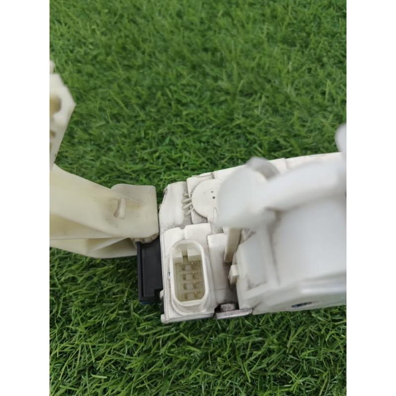 Замок двери (кузов и элементы) Mercedes-Benz E-class w212 2013 2.2 CDI a0997300535