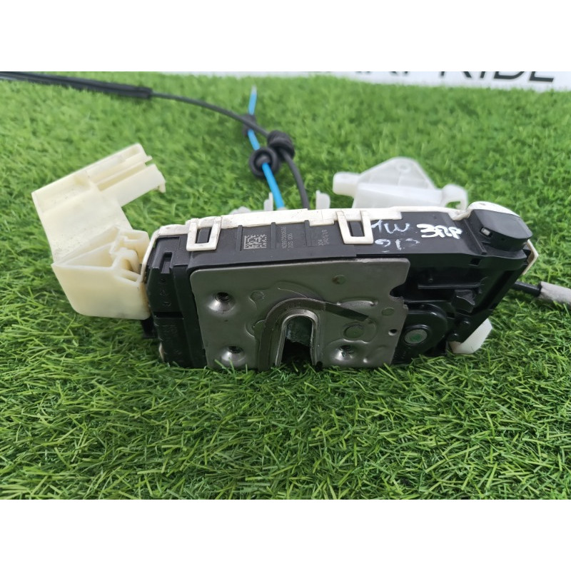 Замок двери (кузов и элементы) Mercedes-Benz E-class w212 2013 2.2 CDI a0997300635