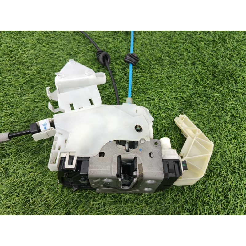 Замок двери (кузов и элементы) Mercedes-Benz E-class w212 2013 2.2 CDI a0997300635