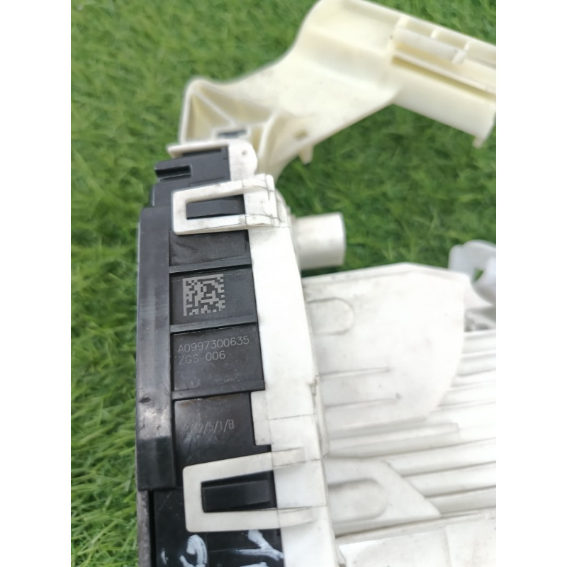 Замок двери (кузов и элементы) Mercedes-Benz E-class w212 2013 2.2 CDI a0997300635