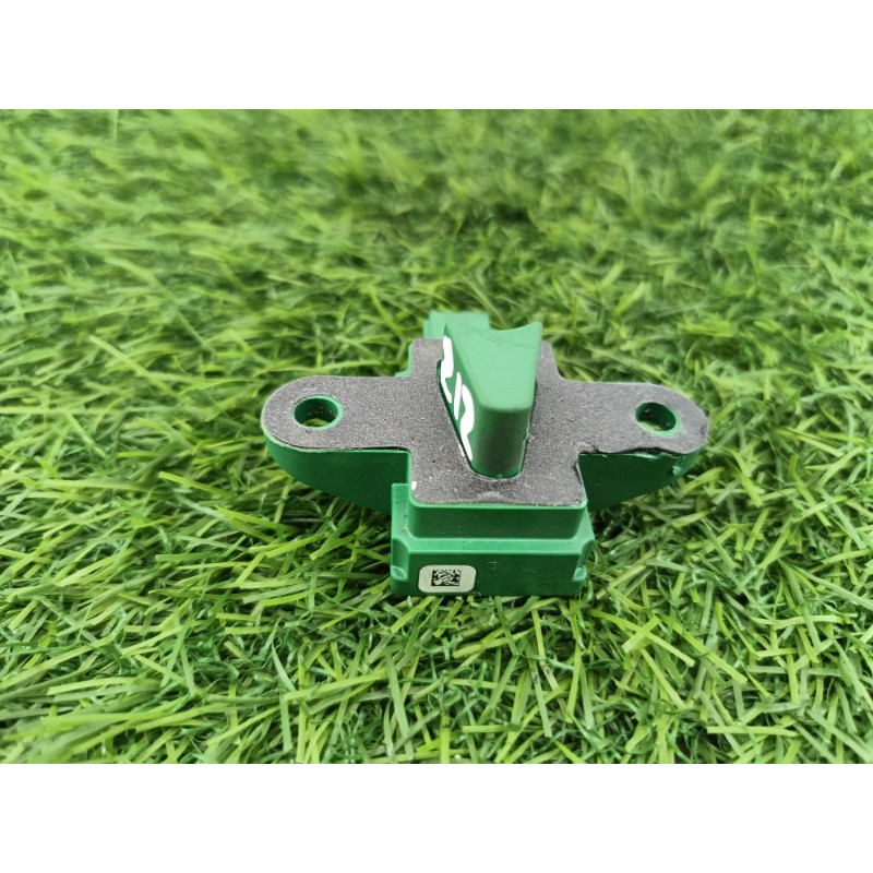 Датчик удара (электрика / датчики) Mercedes-Benz E-class w212 2013 2.2 CDI a1729056100